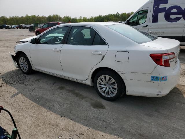 4T4BF1FK0DR301096 - 2013 TOYOTA CAMRY L WHITE photo 2