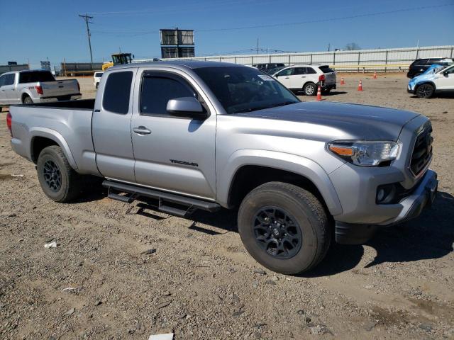 5TFSZ5AN4KX183919 - 2019 TOYOTA TACOMA ACCESS CAB SILVER photo 4