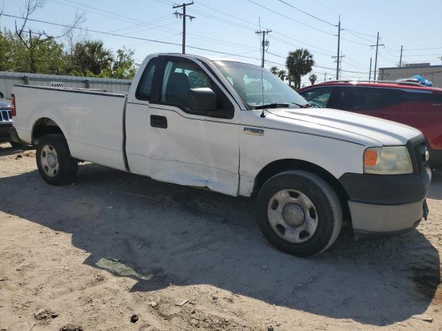 1FTRF122X7KB32370 - 2007 FORD F150 WHITE photo 4