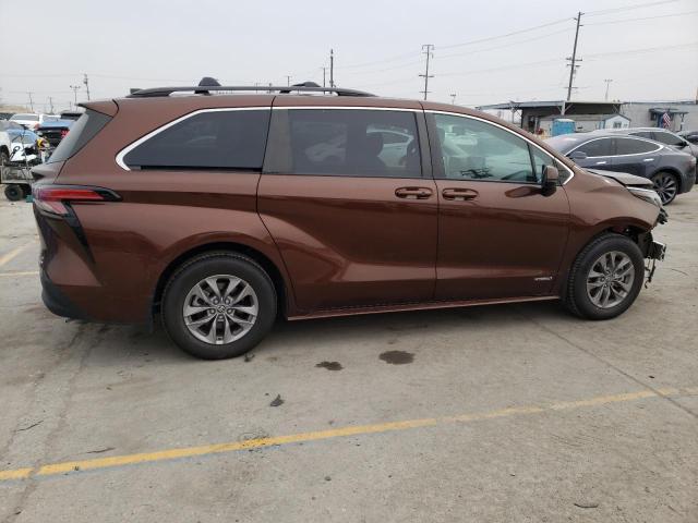 5TDKRKEC6MS059523 - 2021 TOYOTA SIENNA LE BROWN photo 3