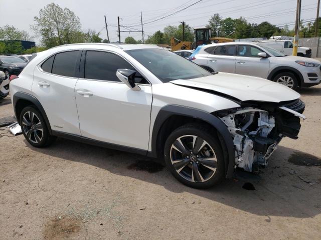 JTHP9JBH2M2044328 - 2021 LEXUS UX 250H WHITE photo 4