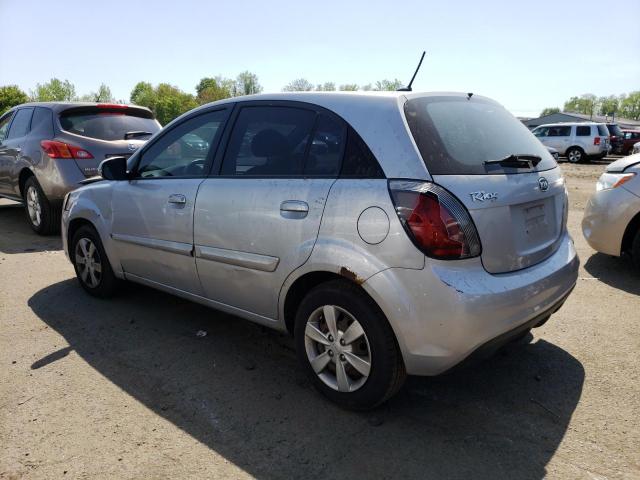 KNADH5A39B6793067 - 2011 KIA RIO BASE SILVER photo 2