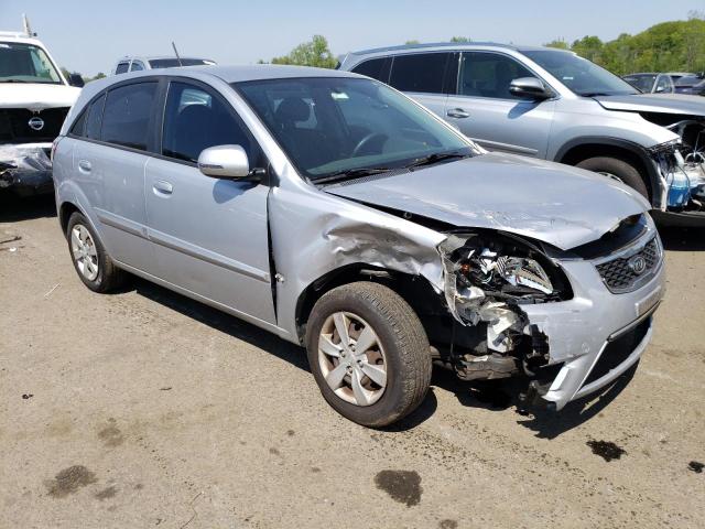 KNADH5A39B6793067 - 2011 KIA RIO BASE SILVER photo 4