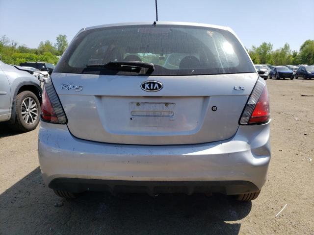 KNADH5A39B6793067 - 2011 KIA RIO BASE SILVER photo 6