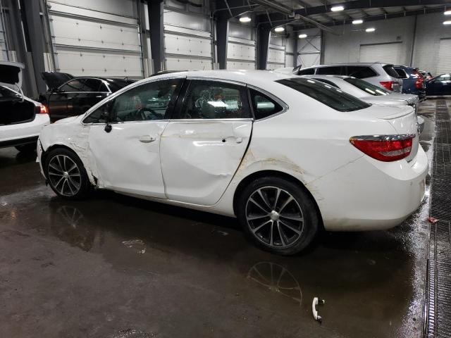 1G4PW5SK4G4157490 - 2016 BUICK VERANO SPORT TOURING WHITE photo 2