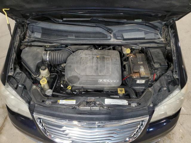 2A4RR8DG2BR676875 - 2011 CHRYSLER TOWN & COU TOURING L BLUE photo 12