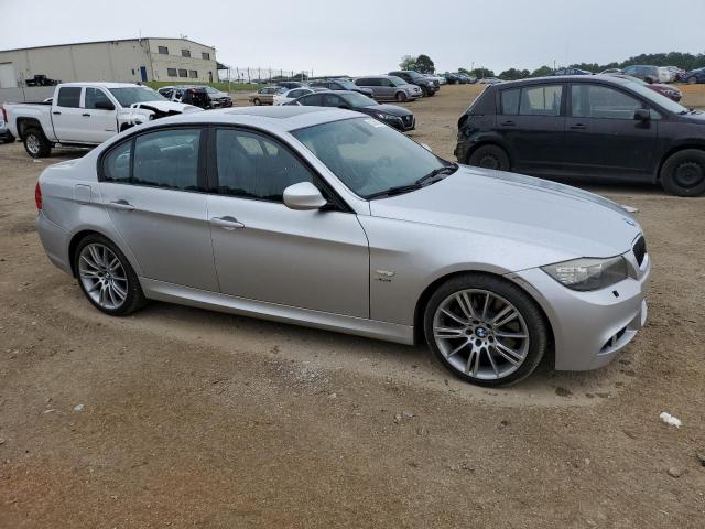 WBAPL3C53AA515971 - 2010 BMW 335 XI SILVER photo 4