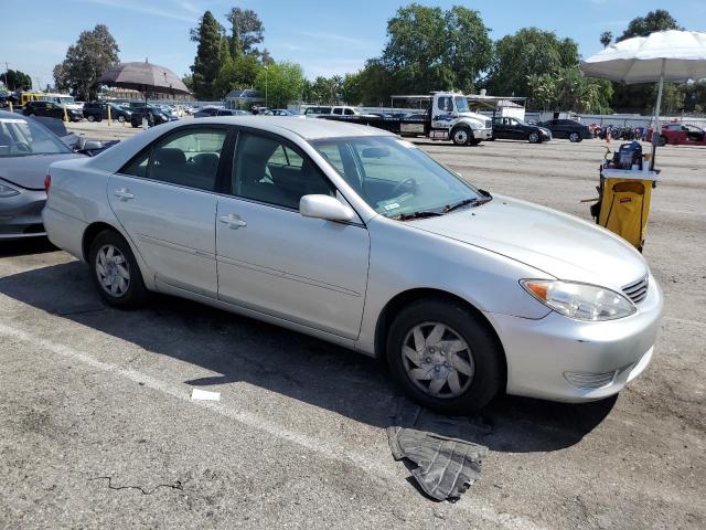 4T1BE30K36U715039 - 2006 TOYOTA CAMRY LE SILVER photo 4