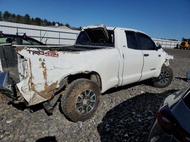5TFUY5F15GX491111 - 2016 TOYOTA TUNDRA DOUBLE CAB SR/SR5 WHITE photo 3