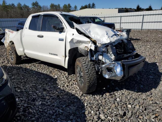 5TFUY5F15GX491111 - 2016 TOYOTA TUNDRA DOUBLE CAB SR/SR5 WHITE photo 4