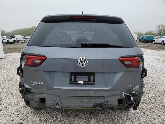 3VV3B7AX8JM222961 - 2018 VOLKSWAGEN TIGUAN SE GRAY photo 6