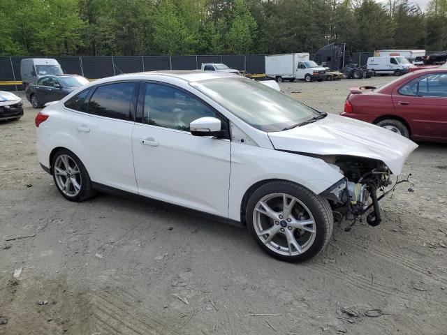 1FADP3J21GL304015 - 2016 FORD FOCUS TITANIUM WHITE photo 4