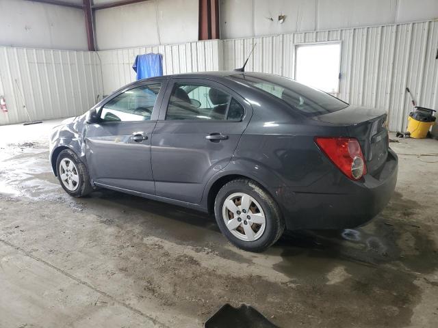 1G1JA5SG4D4190854 - 2013 CHEVROLET SONIC LS GRAY photo 2
