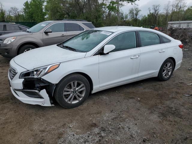 5NPE24AF3GH288863 - 2016 HYUNDAI SONATA SE WHITE photo 1