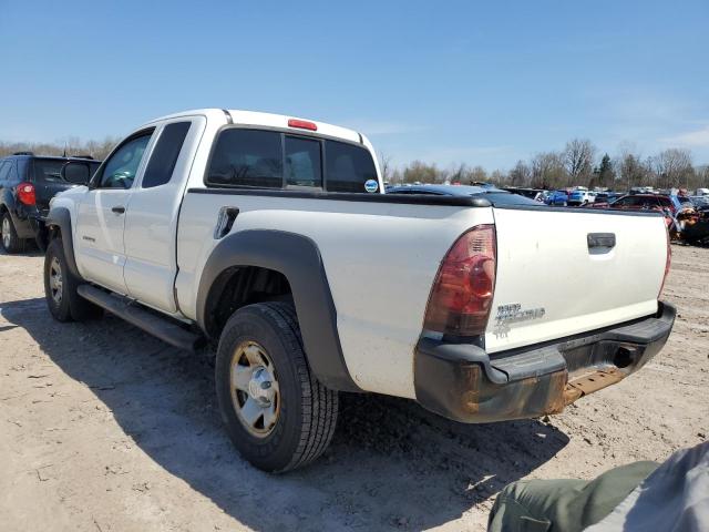 5TFUX4ENXEX029531 - 2014 TOYOTA TACOMA ACCESS CAB WHITE photo 2