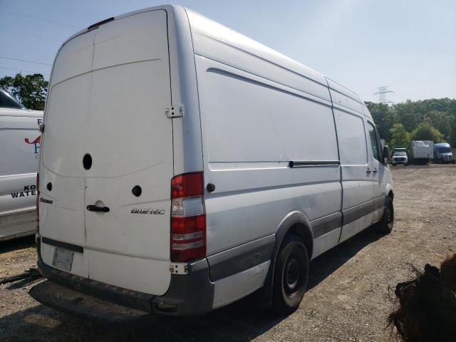 WD3PE8CC4D5766594 - 2013 MERCEDES-BENZ SPRINTER 2500 WHITE photo 3