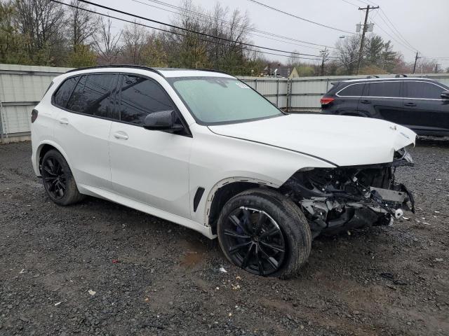 5UXCR6C04M9E11700 - 2021 BMW X5 XDRIVE40I WHITE photo 4