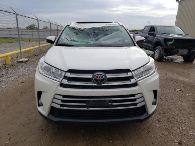 5TDKZRFH3KS557839 - 2019 TOYOTA HIGHLANDER SE WHITE photo 5