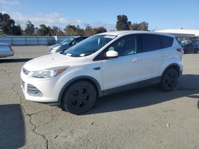 2015 FORD ESCAPE SE, null