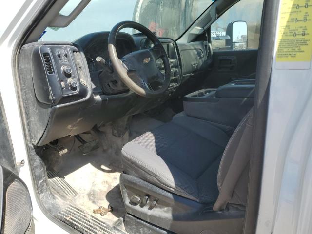 1HTKJPVK1LH677107 - 2020 CHEVROLET SILVERADO WHITE photo 8