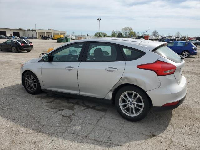 1FADP3K24FL370457 - 2015 FORD FOCUS SE SILVER photo 2