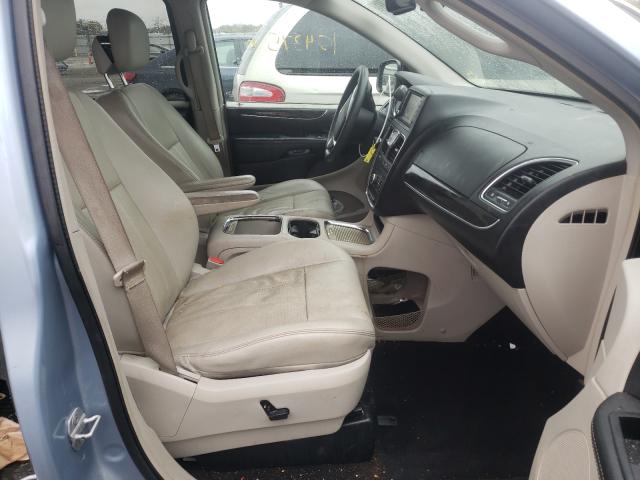 2C4RC1CG7CR386648 - 2012 CHRYSLER TOWN & COU TOURING L BLUE photo 5