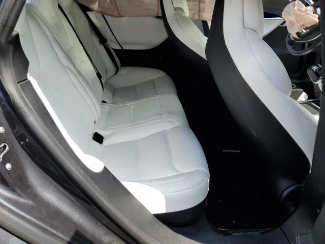 5YJSA1E26HF229396 - 2017 TESLA MODEL S Մոխրագույն լուսանկար 10