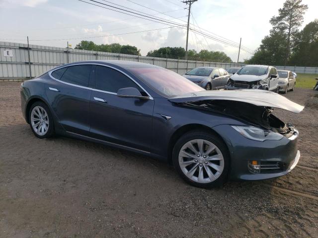 5YJSA1E26HF229396 - 2017 TESLA MODEL S Մոխրագույն լուսանկար 4