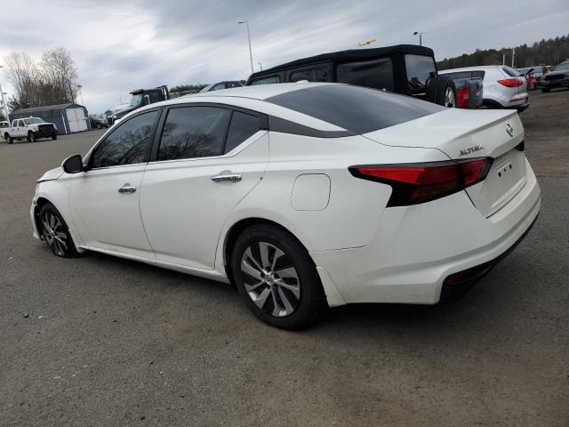 1N4BL4BV1KC138959 - 2019 NISSAN ALTIMA S WHITE photo 2