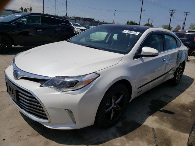 4T1BD1EB7JU063132 - 2018 TOYOTA AVALON HYBRID WHITE photo 1