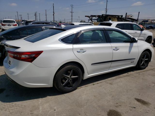 4T1BD1EB7JU063132 - 2018 TOYOTA AVALON HYBRID WHITE photo 3