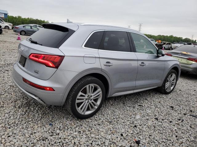 WA1CNAFY7J2232970 - 2018 AUDI Q5 PRESTIGE 银色 照片 3