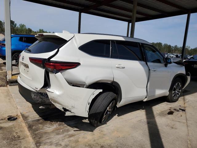 5TDGZRAHXMS524787 - 2021 TOYOTA HIGHLANDER XLE 白色 照片 3