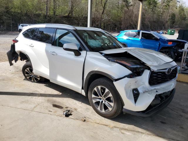 5TDGZRAHXMS524787 - 2021 TOYOTA HIGHLANDER XLE 白色 照片 4