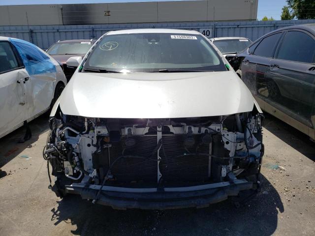 JTDKARFP7H3006676 - 2017 TOYOTA PRIUS PRIM 白色 照片 5