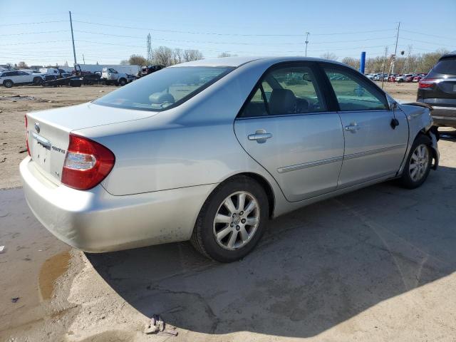 4T1BF30K43U549056 - 2003 TOYOTA CAMRY LE SILVER photo 3