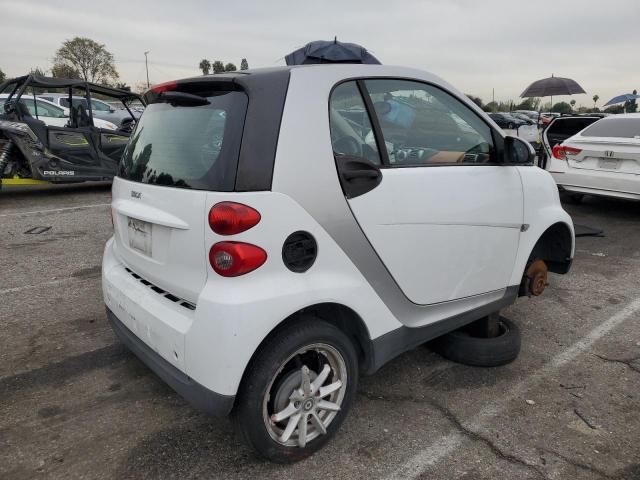 WMEEJ31X88K151265 - 2008 SMART FORTWO PURE WHITE photo 3