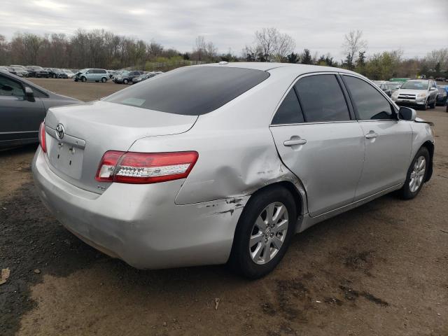 4T1BF3EK1BU660025 - 2011 TOYOTA CAMRY BASE SILVER photo 3