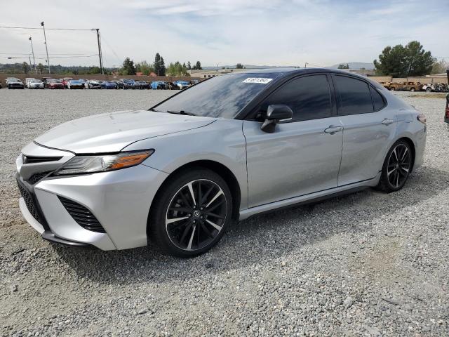 4T1B61HK0KU220829 - 2019 TOYOTA CAMRY XSE SILVER photo 1