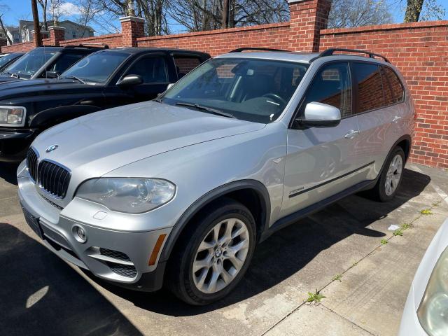 5UXZV4C53CL760738 - 2012 BMW X5 XDRIVE35I SILVER photo 2