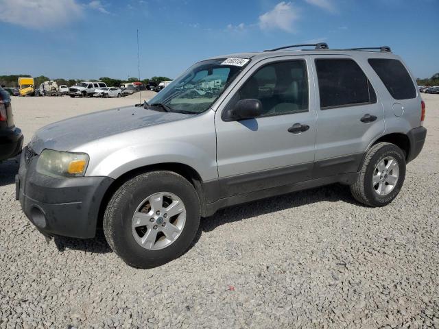 2005 FORD ESCAPE XLT, 