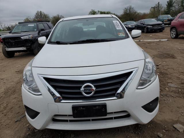 3N1CN7AP0HL893047 - 2017 NISSAN VERSA S WHITE photo 5