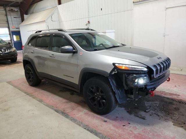 1C4PJMBBXHW666051 - 2017 JEEP CHEROKEE TRAILHAWK GRAY photo 4