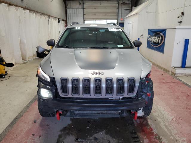 1C4PJMBBXHW666051 - 2017 JEEP CHEROKEE TRAILHAWK GRAY photo 5