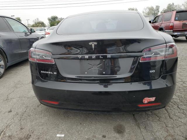 5YJSA1E14HF177290 - 2017 TESLA MODEL S შავი ფოტო 6