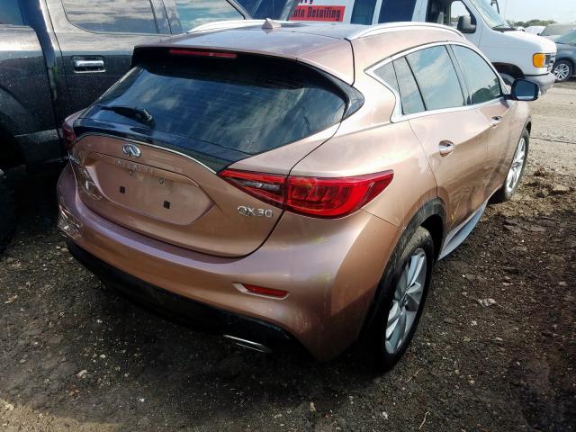 SJKCH5CP5JA054155 - 2018 INFINITI QX30 BASE  photo 4