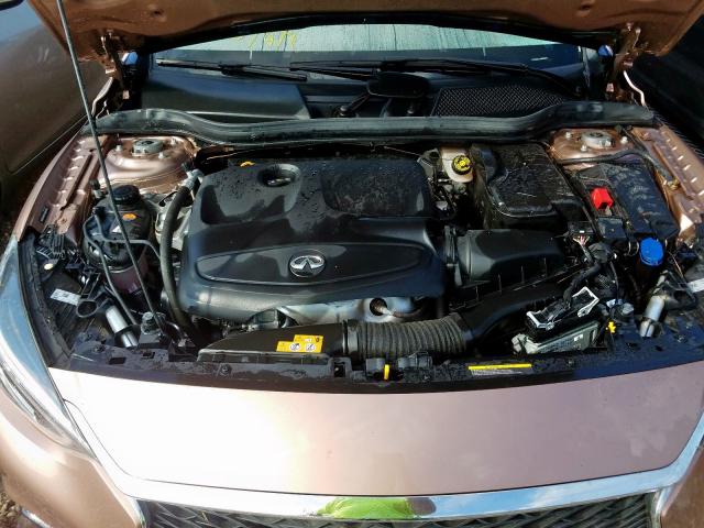 SJKCH5CP5JA054155 - 2018 INFINITI QX30 BASE  photo 7