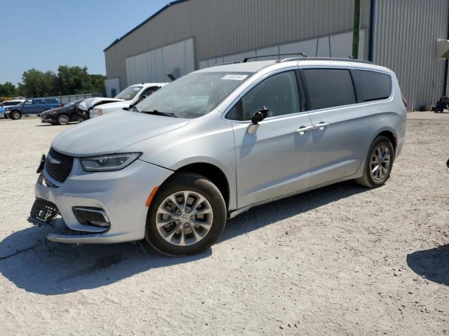 2C4RC3BG4NR156646 - 2022 CHRYSLER PACIFICA TOURING L SILVER photo 1