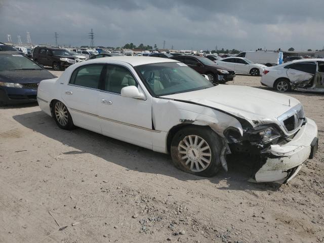 1LNHM81W73Y652530 - 2003 LINCOLN TOWN CAR EXECUTIVE Weiß Foto 4