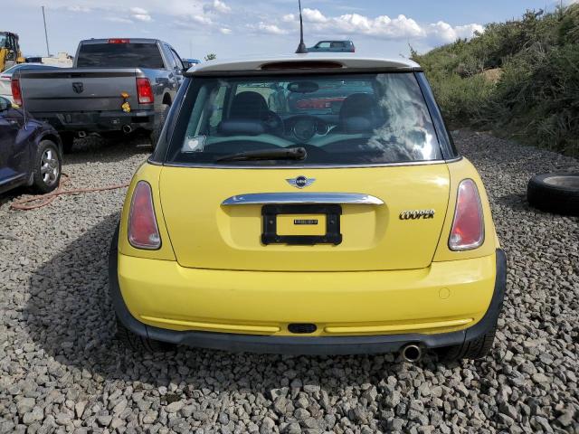 WMWRC33565TK60798 - 2005 MINI COOPER YELLOW photo 6